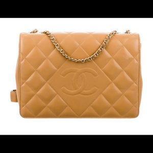 Chanel diamond flap bag